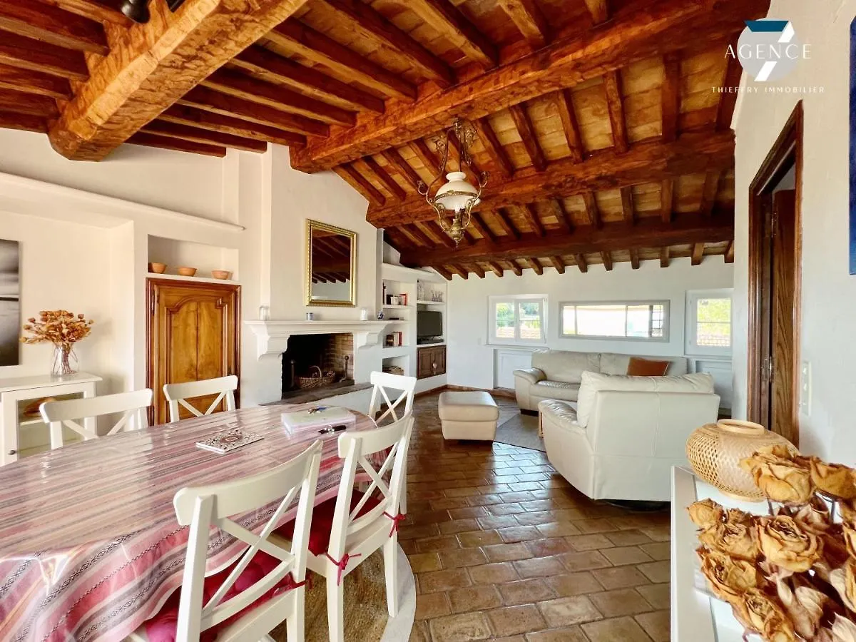Le Tropézien Grimaud